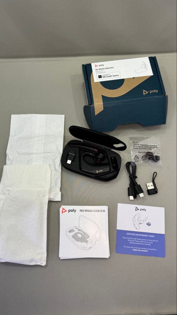 ヘッドホン Poly Voyager Legend 50 USB-C + BT700