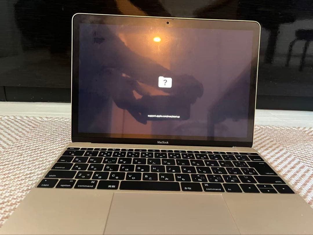 MacBook Air Retina 12インチ　apple ピンク