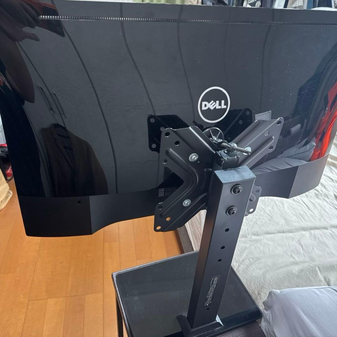 DELL 4kディスプレイ　27インチ