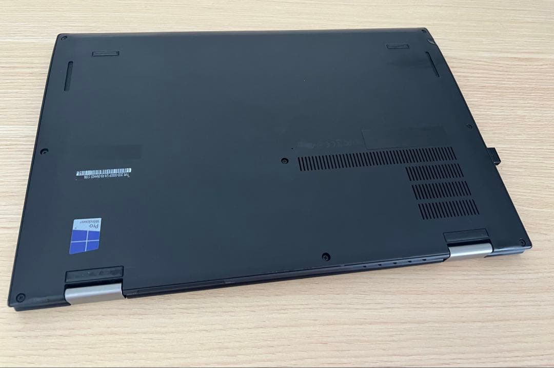 ユ*フ様 Lenovo ThinkPad タッチスクリーン X1 Yoga