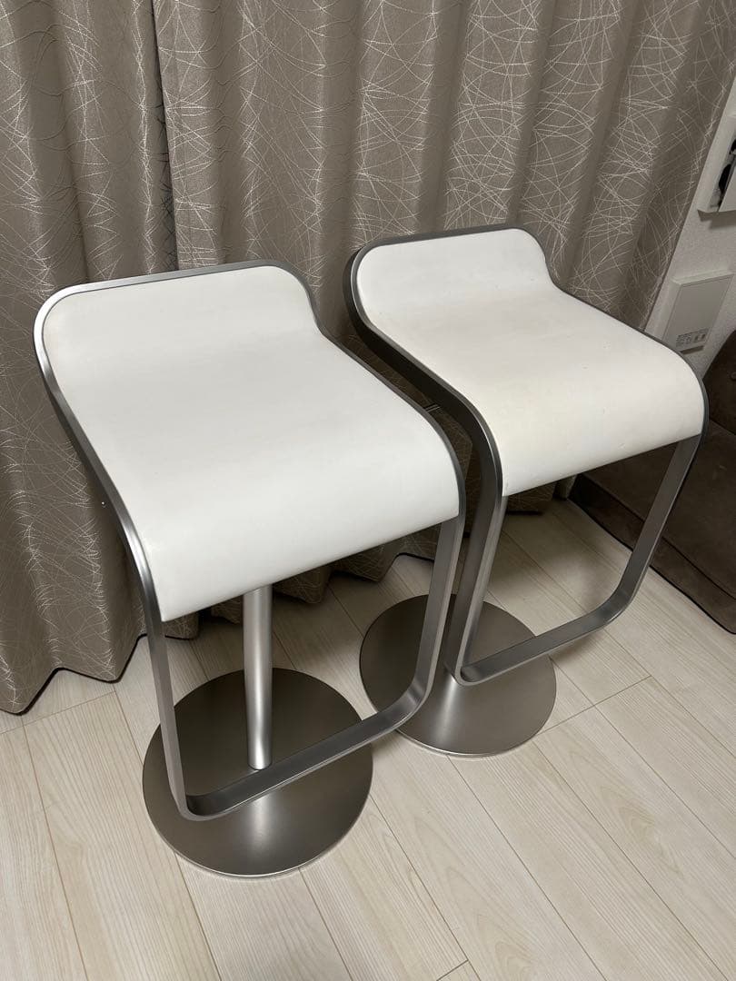 ハイスツール　lapalma (ラパルマ) 2脚　白