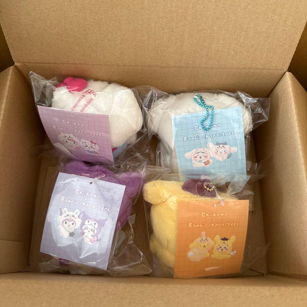 ちいかわ×サンリオコラボマスコットホルダー