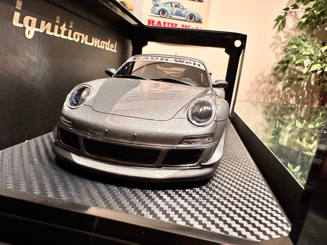 RWB997 イグニション1/18 ガンメタ