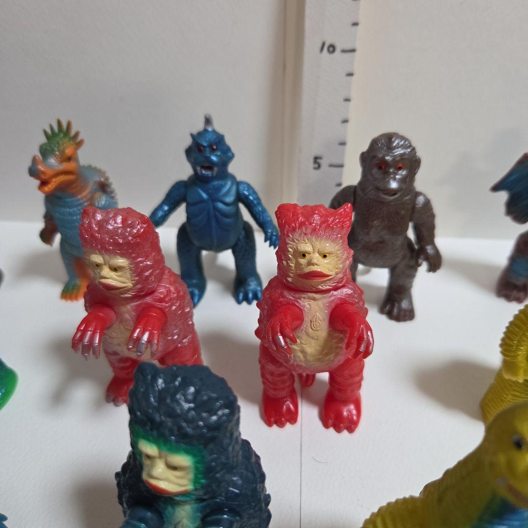 ウルトラマン・ 怪獣 ミニ フィギュア 　ブルマーク　21体　　当時物　円谷プロ