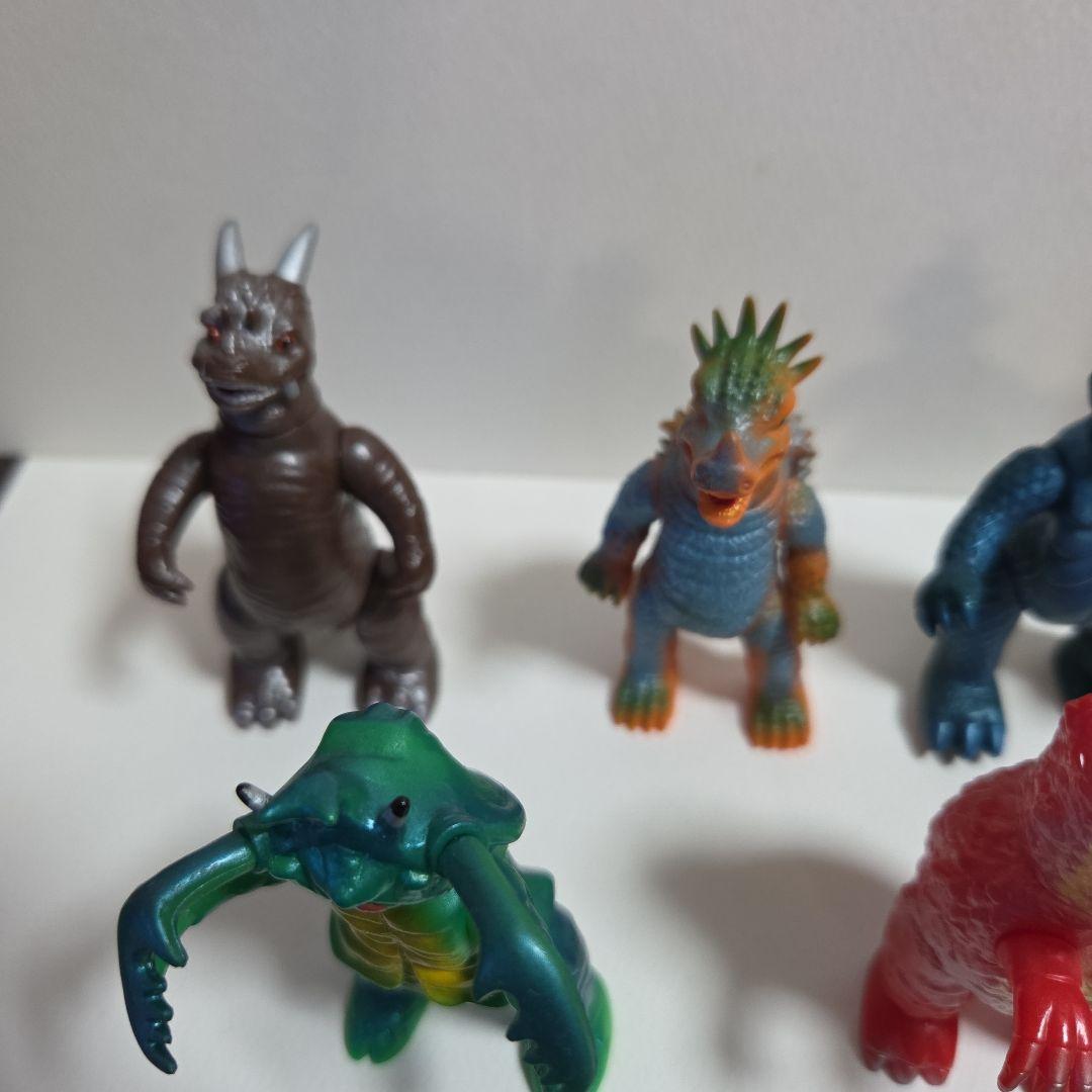 ウルトラマン・ 怪獣 ミニ フィギュア 　ブルマーク　21体　　当時物　円谷プロ