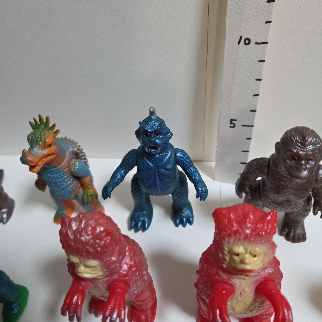 ウルトラマン・ 怪獣 ミニ フィギュア 　ブルマーク　21体　　当時物　円谷プロ