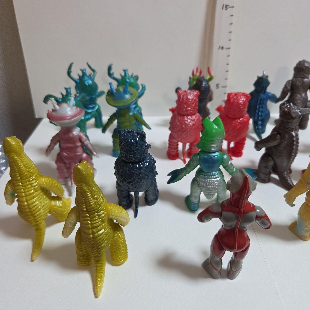 ウルトラマン・ 怪獣 ミニ フィギュア 　ブルマーク　21体　　当時物　円谷プロ