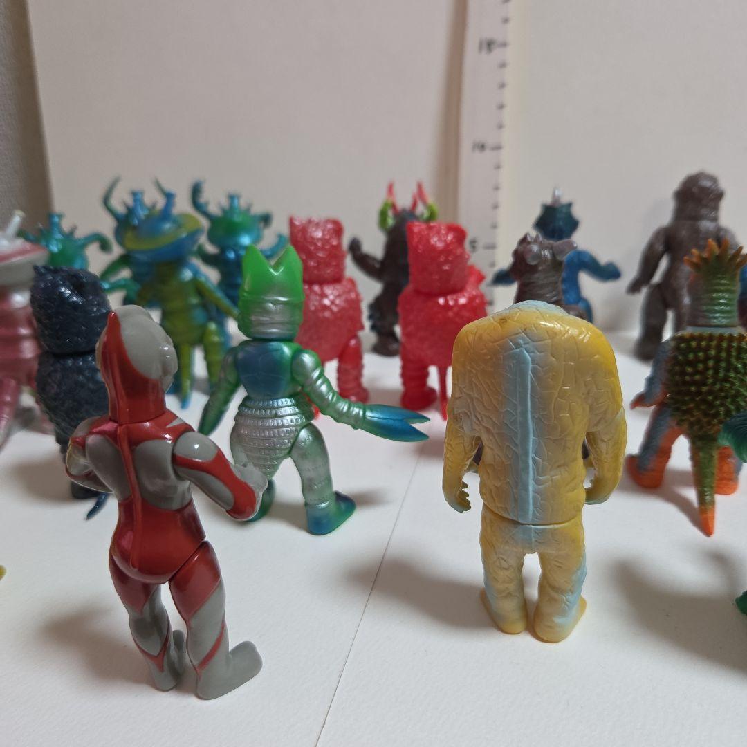 ウルトラマン・ 怪獣 ミニ フィギュア 　ブルマーク　21体　　当時物　円谷プロ