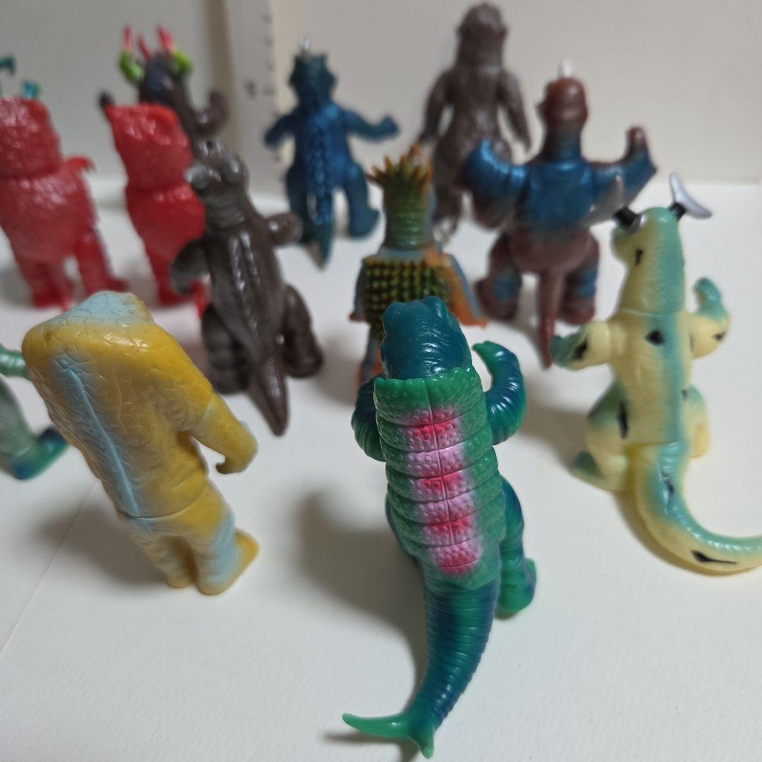 ウルトラマン・ 怪獣 ミニ フィギュア 　ブルマーク　21体　　当時物　円谷プロ