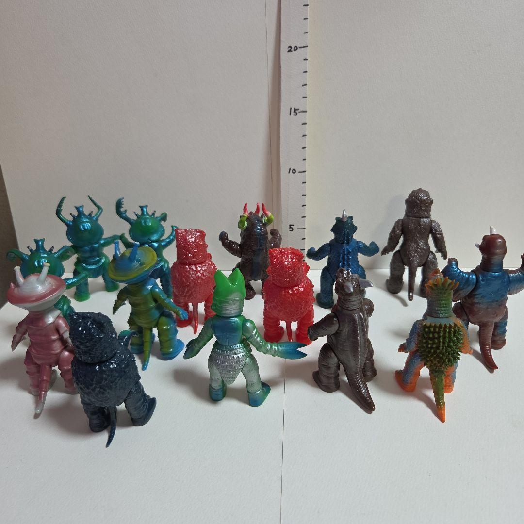 ウルトラマン・ 怪獣 ミニ フィギュア 　ブルマーク　21体　　当時物　円谷プロ
