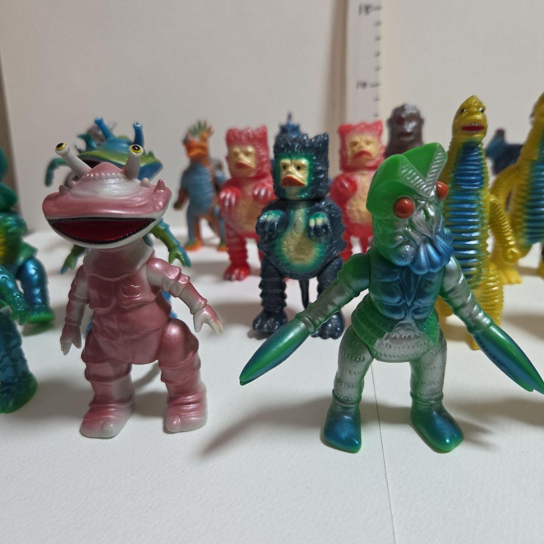 ウルトラマン・ 怪獣 ミニ フィギュア 　ブルマーク　21体　　当時物　円谷プロ