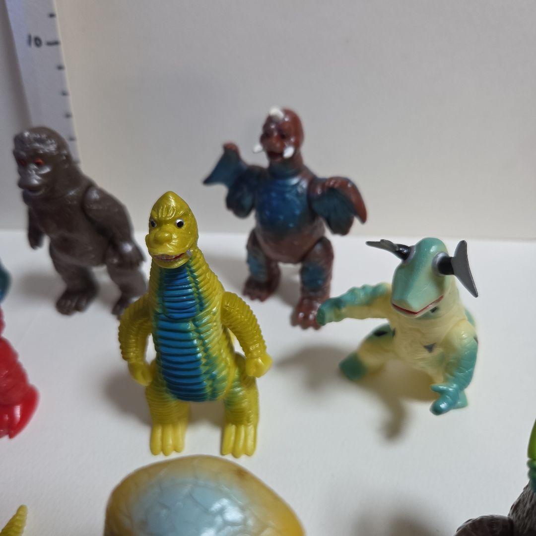 ウルトラマン・ 怪獣 ミニ フィギュア 　ブルマーク　21体　　当時物　円谷プロ