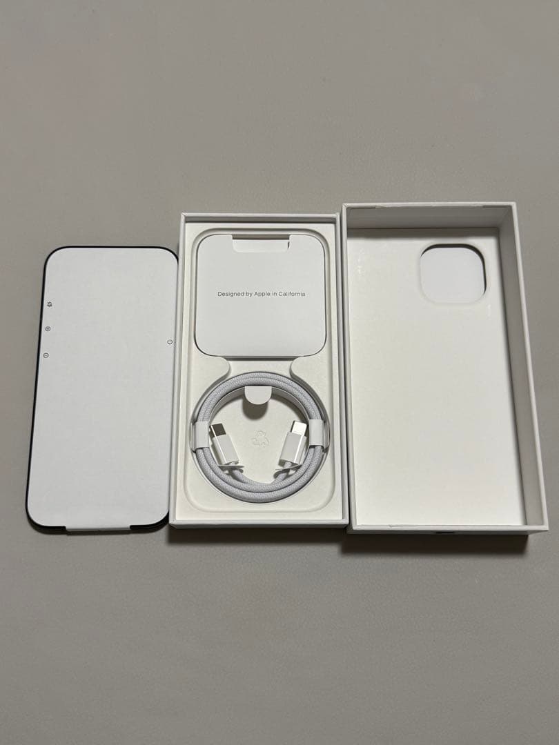 【美品】iPhone 15 128GB ブラック SIMフリー バッテリー93%