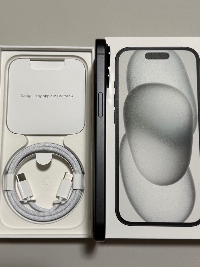 【美品】iPhone 15 128GB ブラック SIMフリー バッテリー93%