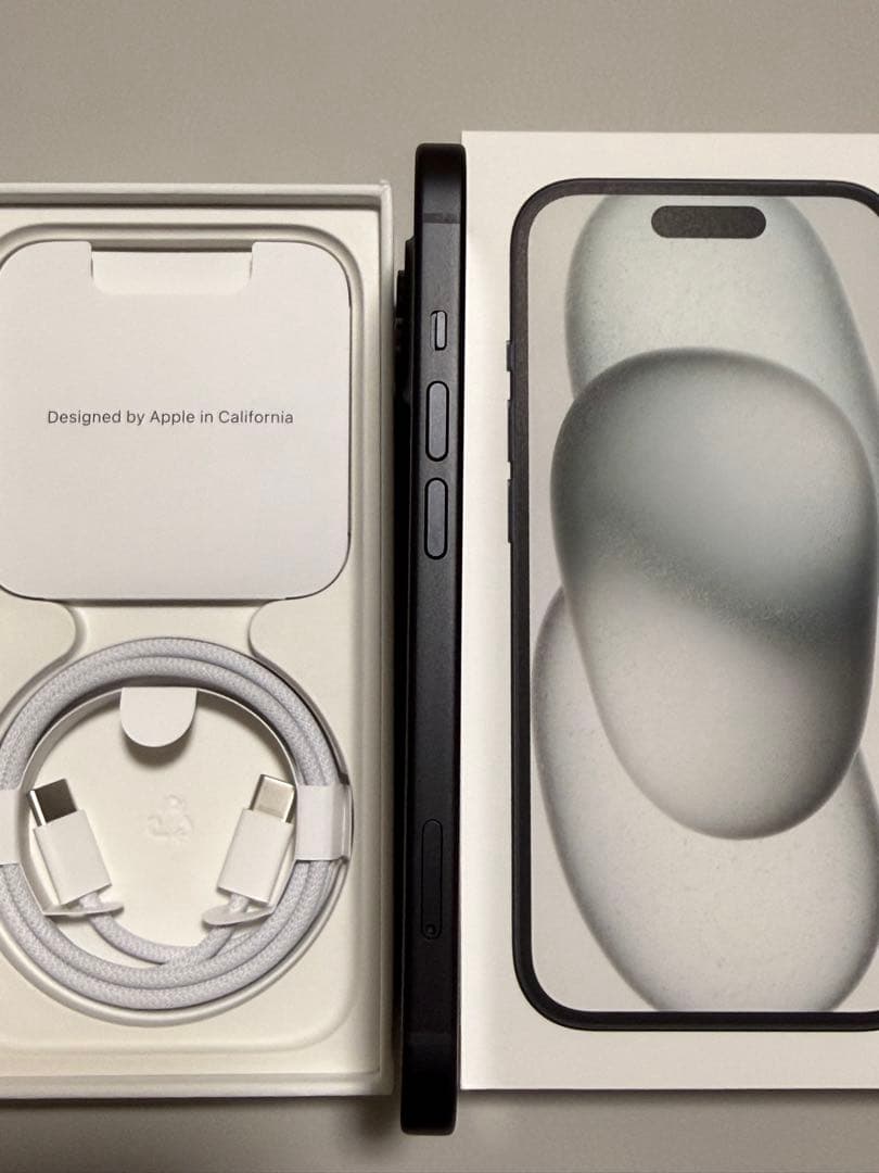 【美品】iPhone 15 128GB ブラック SIMフリー バッテリー93%