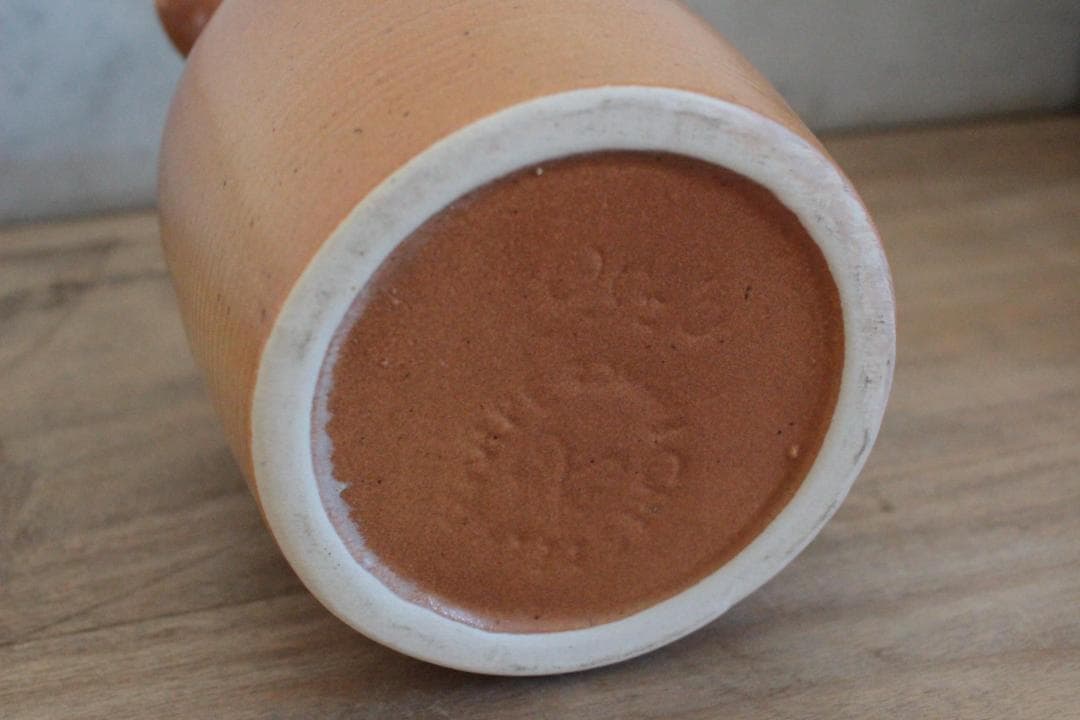 ストーンウェア製ピシェ