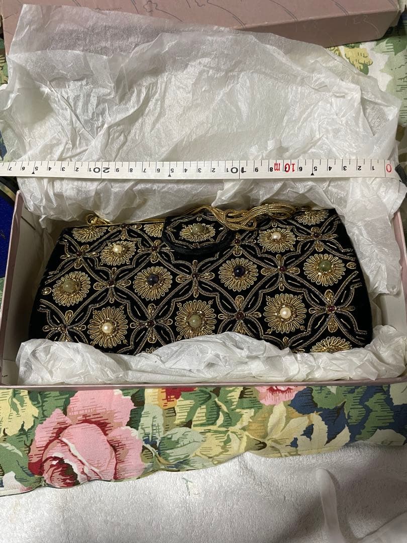 ビンテージビーズ　クラッチバッグ