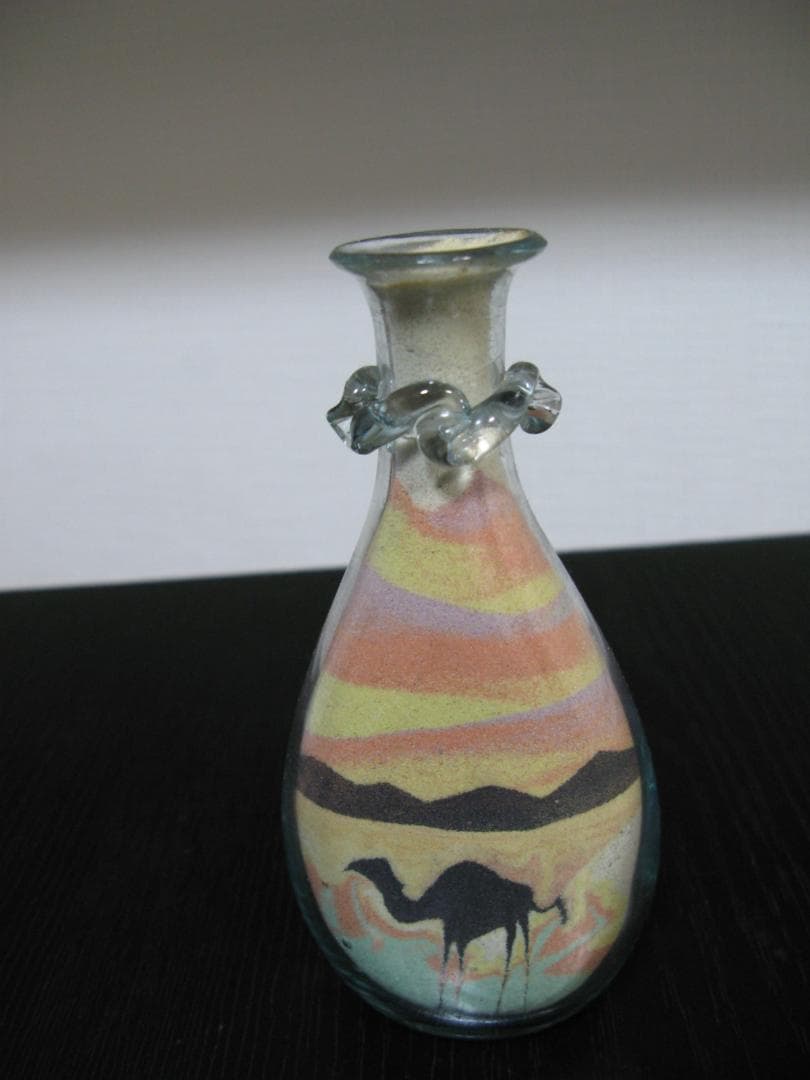 レトロ　ラクダ 砂　ガラス　瓶　ビン