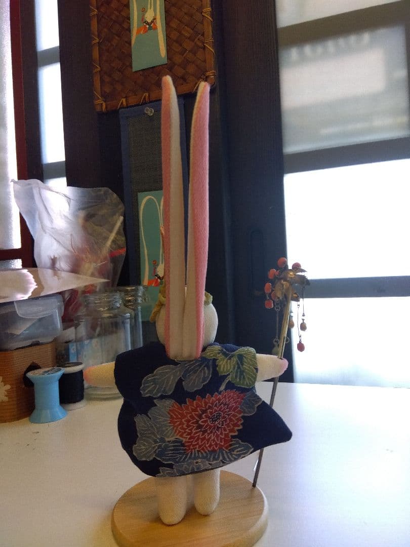 辻村ジュサブロー　立ちうさぎ