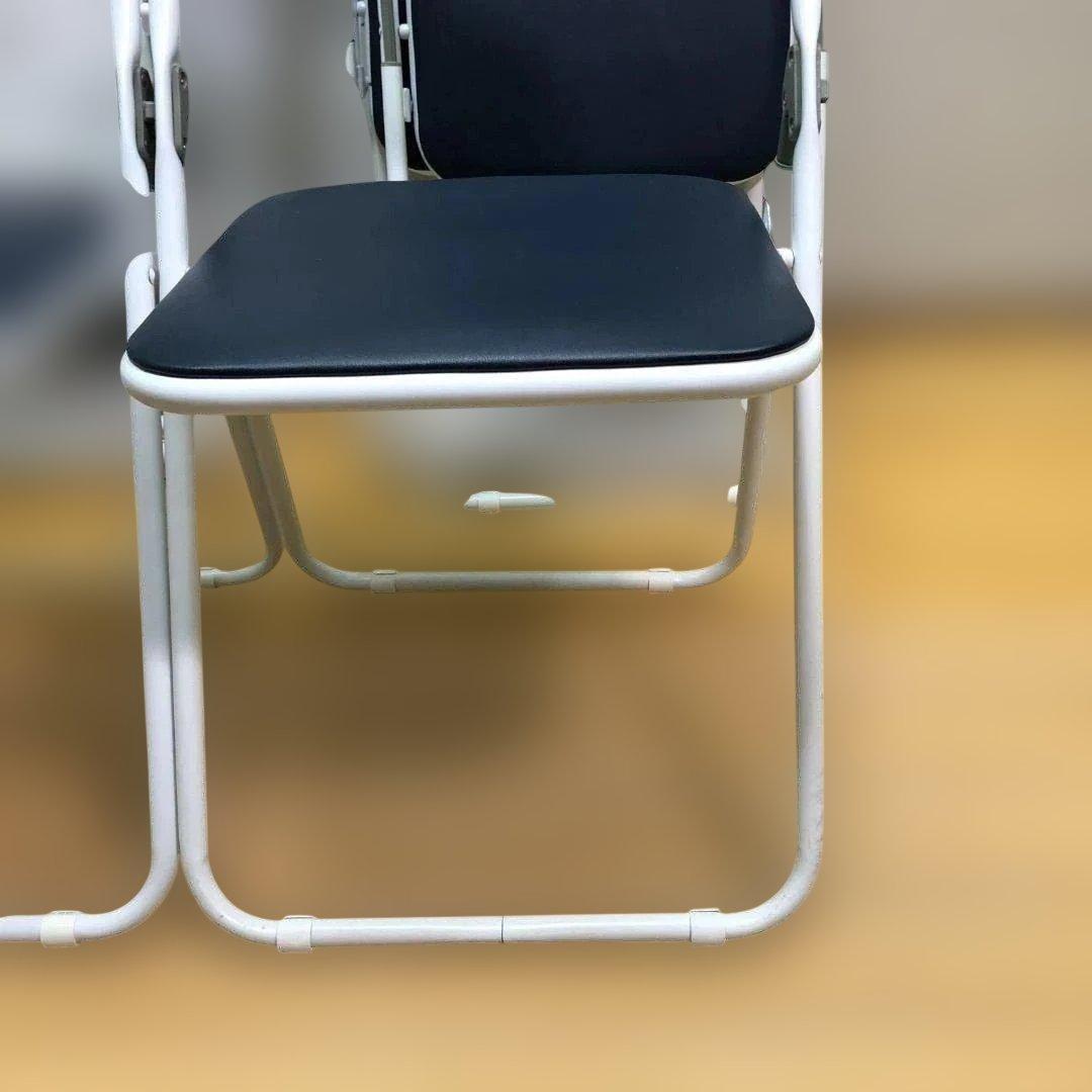 sana　４脚セット①　藤沢工業 折り畳パイプ椅子 2脚セット88338