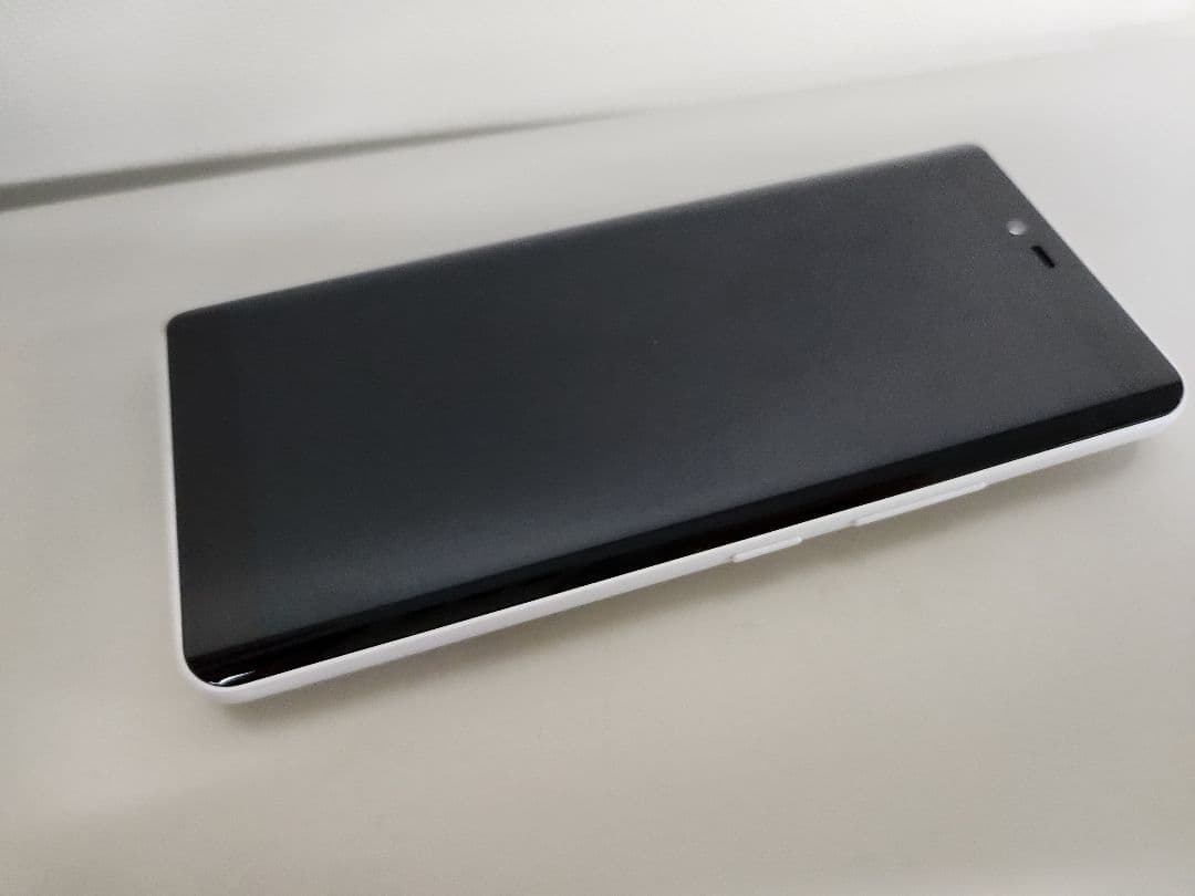 rakuten hand 5G 楽天ハンド スマホ本体のみ　スマホ　本体