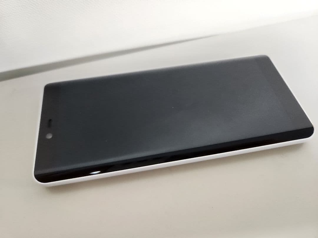 rakuten hand 5G 楽天ハンド スマホ本体のみ　スマホ　本体