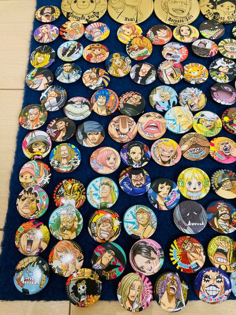 ワンピース　ナツコミ　缶バッジ　ノベルティ　大量　まとめ売り　ゴールド　集英社
