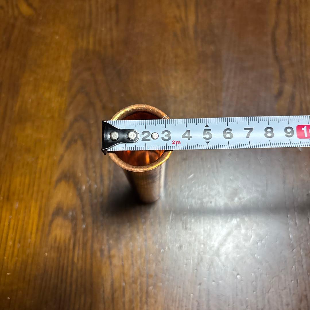 木製ダークブラウン花器　木目調　銅製花器付き