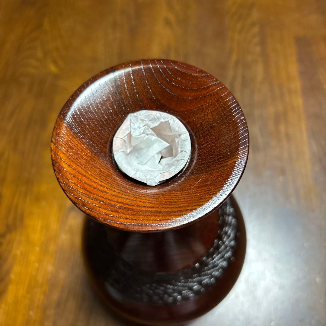 木製ダークブラウン花器　木目調　銅製花器付き