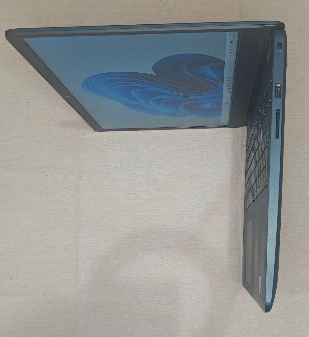 F-97/状態良/第11世代i5-1135G7/SSD256GB/8GB