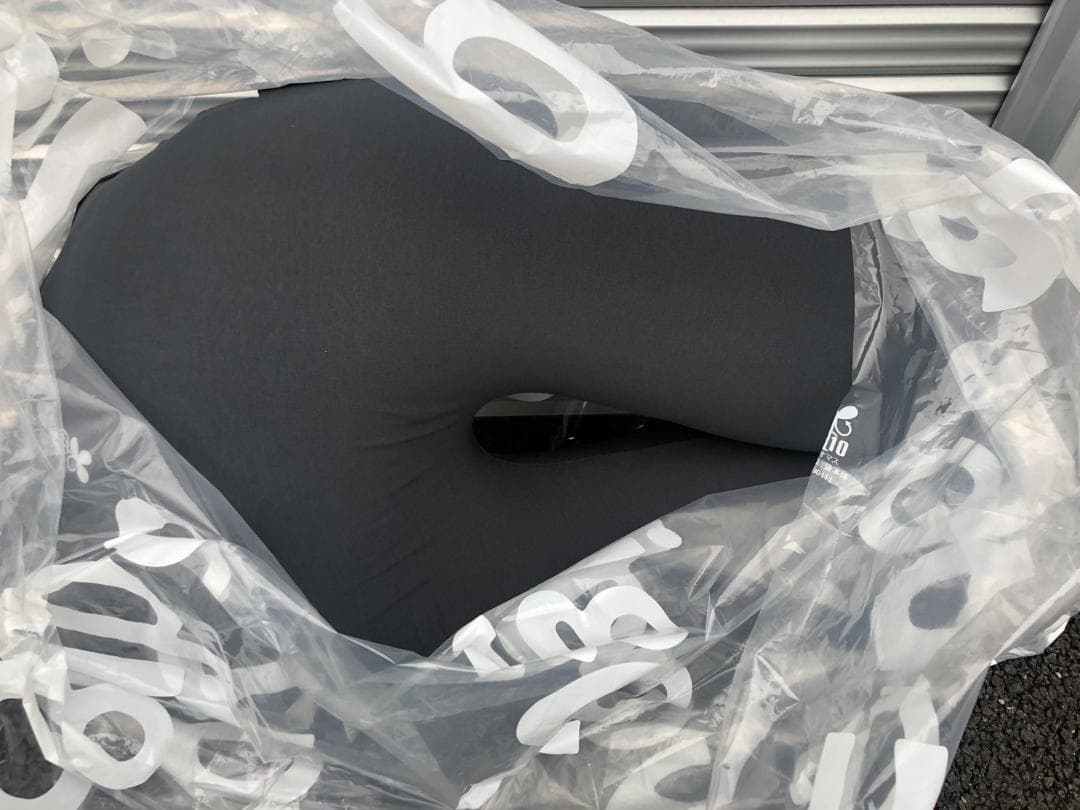 北九州直接取引OK 未使用品 Yogibo ヨギボー サポート ブラック F00