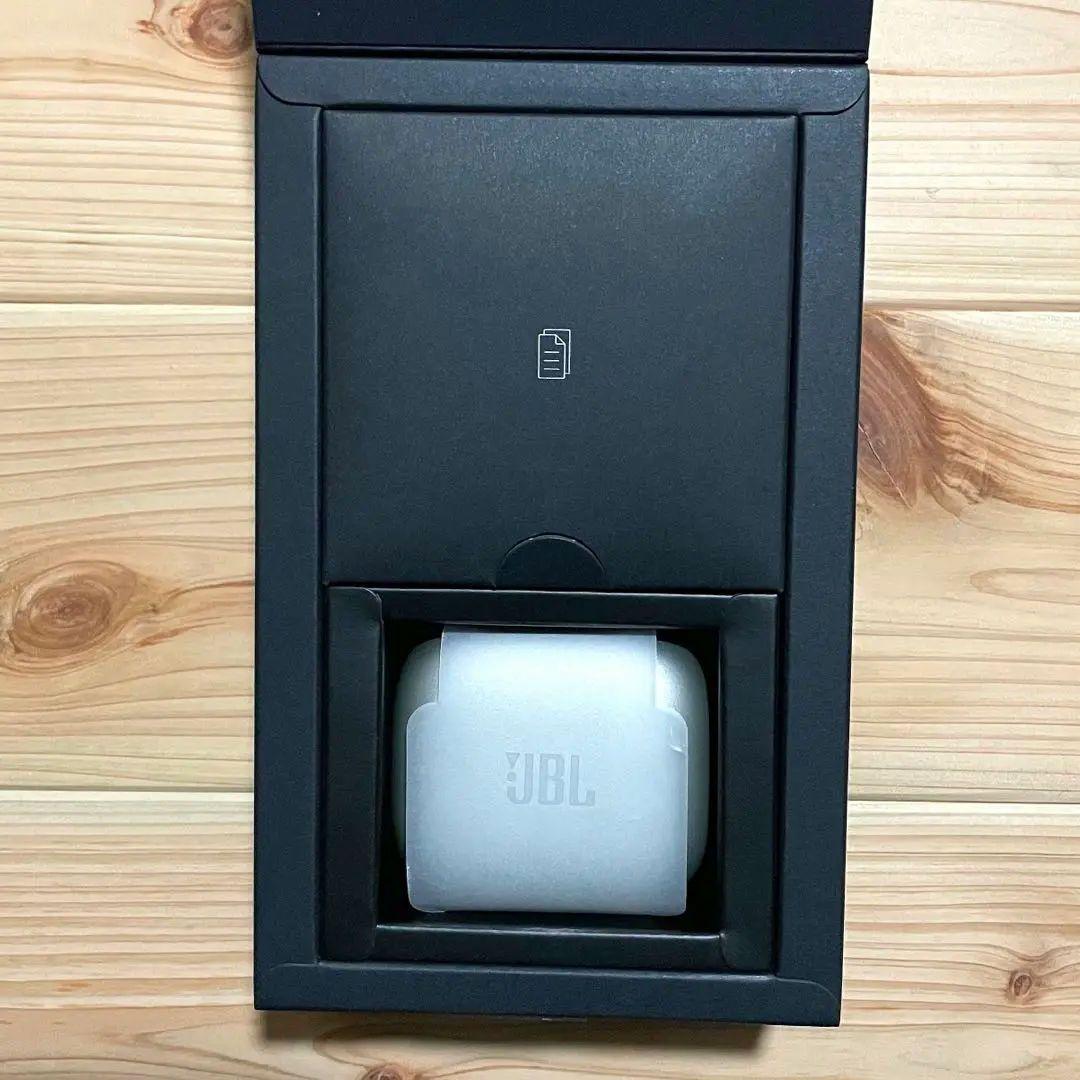 JBL ワイヤレスイヤホン LIVE FREE2 シルバー