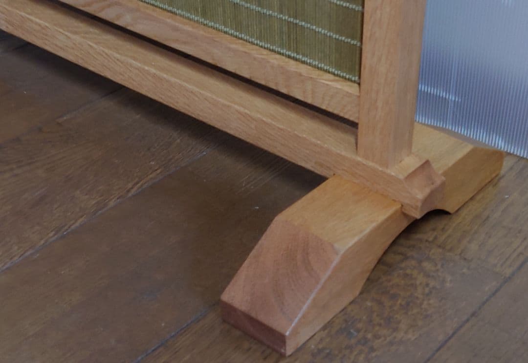 衝立　インテリア　スダレ衝立　天然杢楢無垢材フレーム　緑茶色木簾使用　１台限定