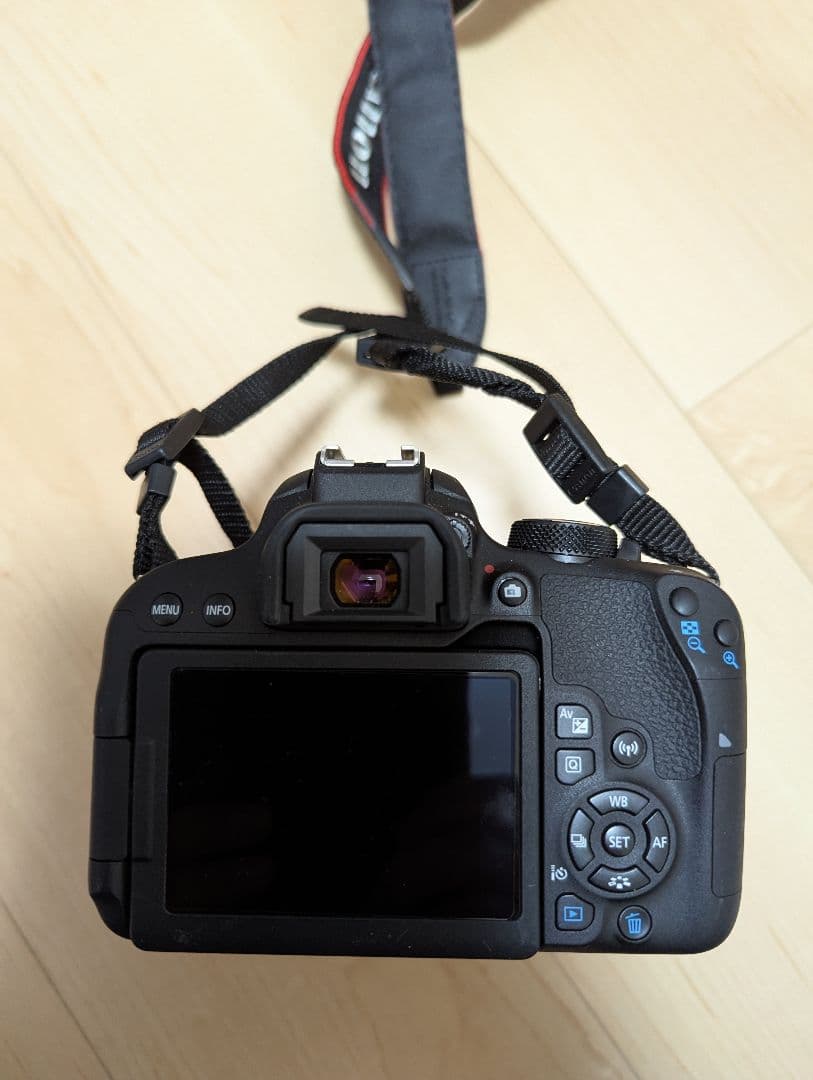EOS Kiss X9i ダブルズームキット