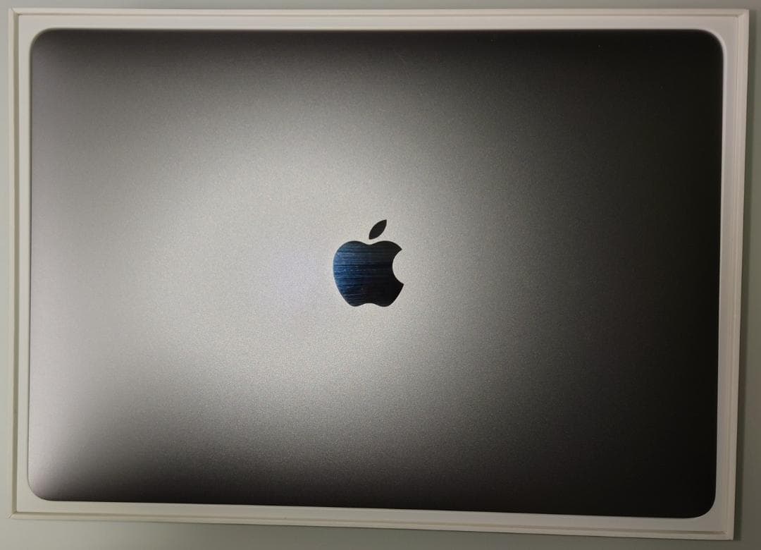 MacBook Pro 13インチ ／スペースグレイ