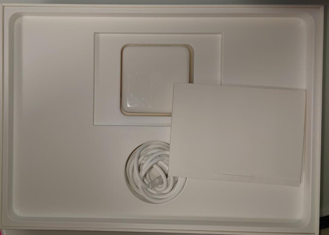 MacBook Pro 13インチ ／スペースグレイ