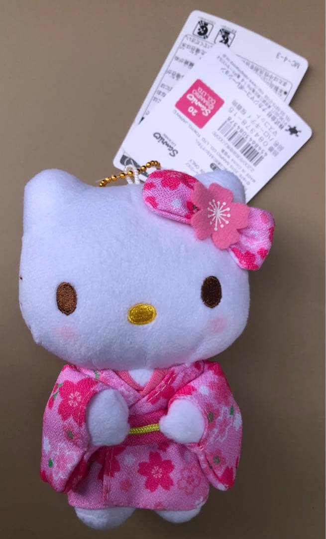 超お買得‼️正規品　新品タグ付　ハローキティ 着物キーホルダー 5体セット❣️