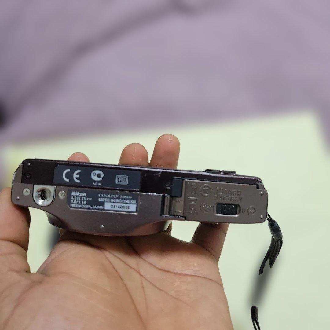 Nikon COOLPIXS9500 22倍光学ズーム コンパクトデジタルカメラ
