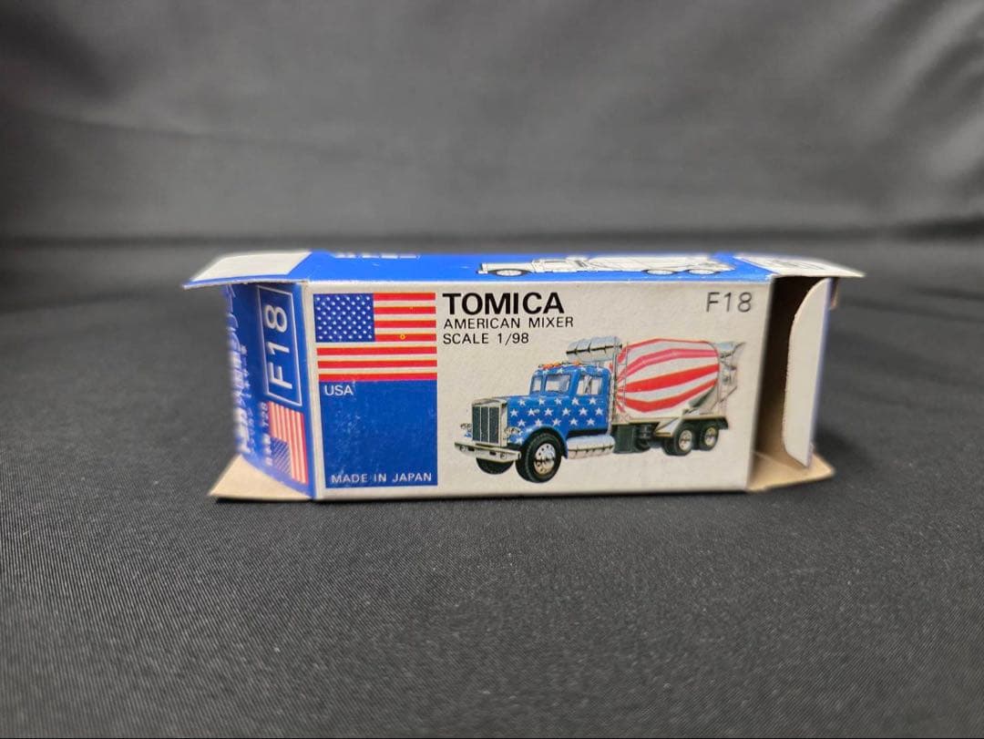 トミカ青箱F18アメリカンミキサー車(日本製)