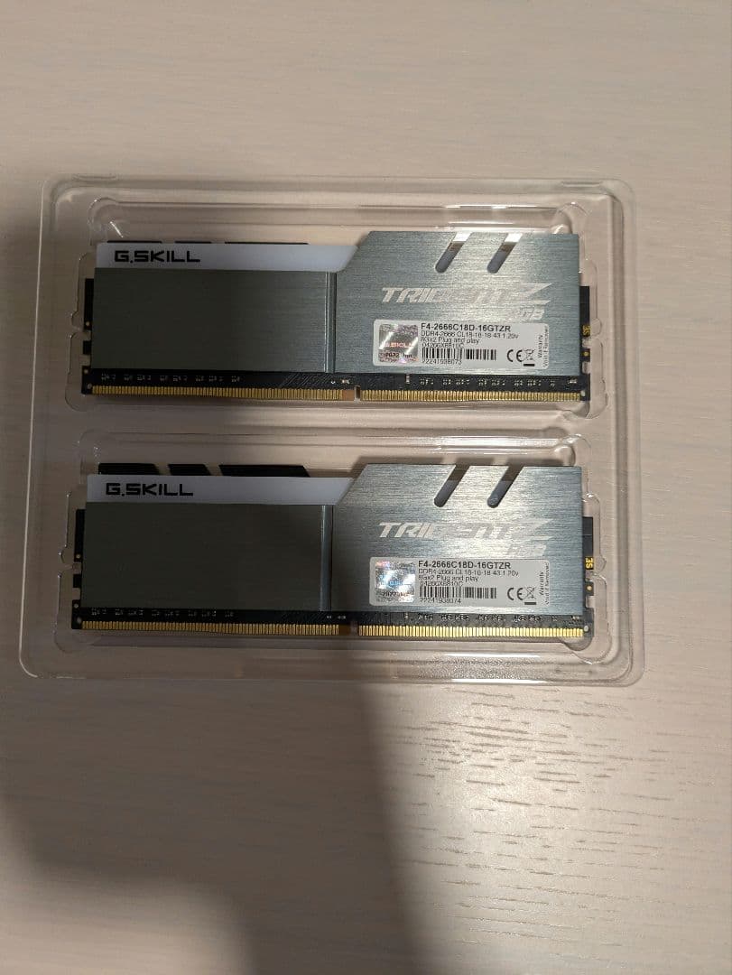 G.SKILL Trident Z RGB DDR4 32GB (8GB×4)