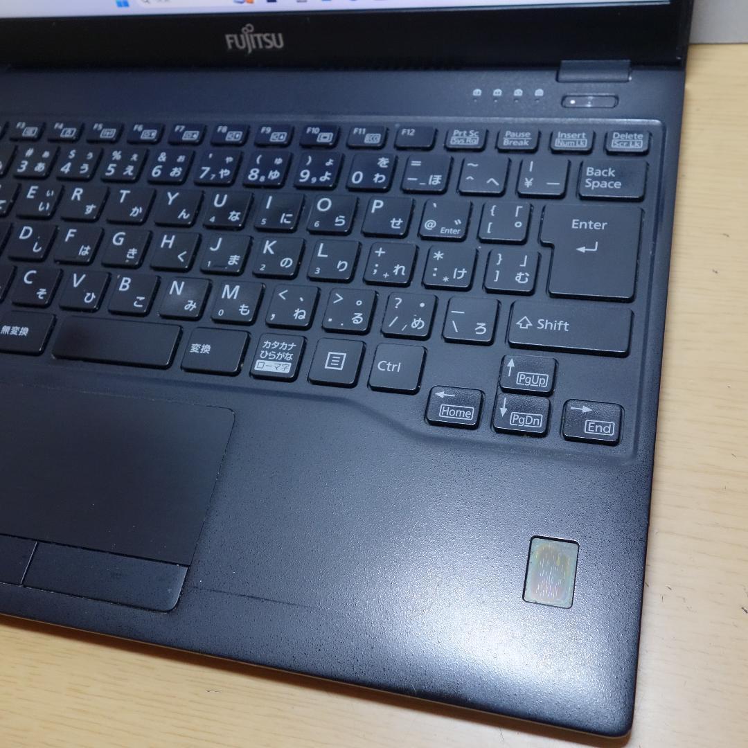 LIFEBOOK U9310◆Core i5-10310U/256G/8G/軽量