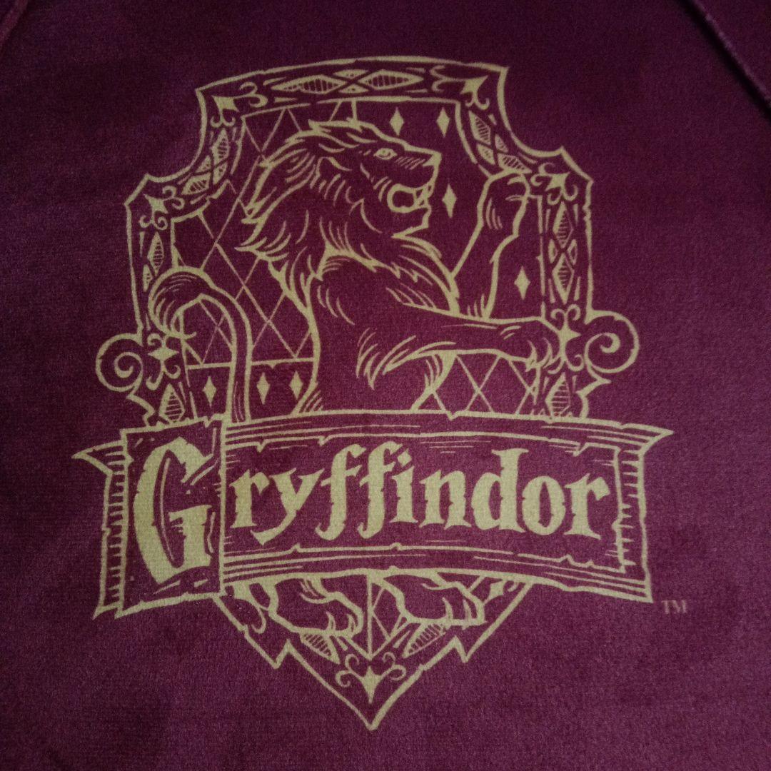 Salut! ハリーポッター 脚付き収納スツール【グリフィンドール】