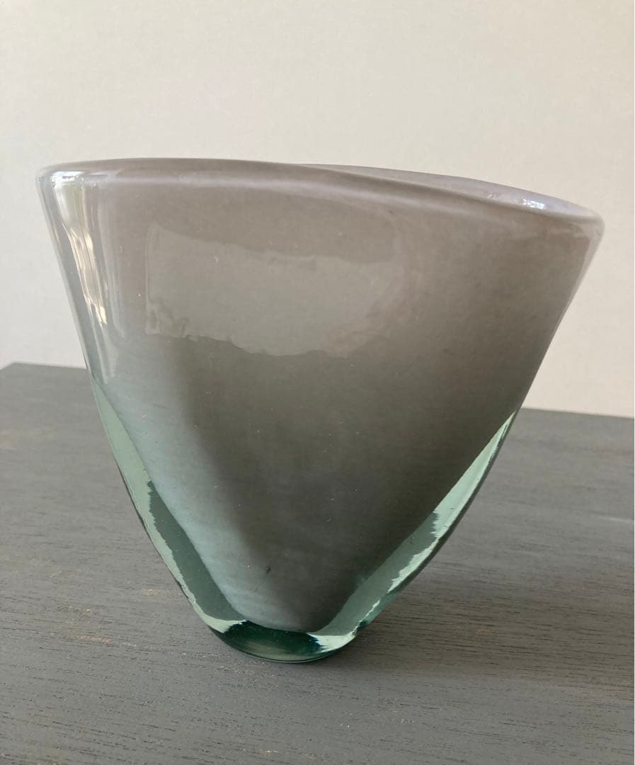 HENRY DEANDEAN FROWERS 花瓶