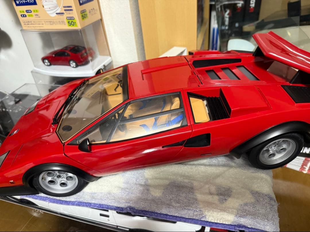 デアゴスティーニ　ランボルギーニカウンタック