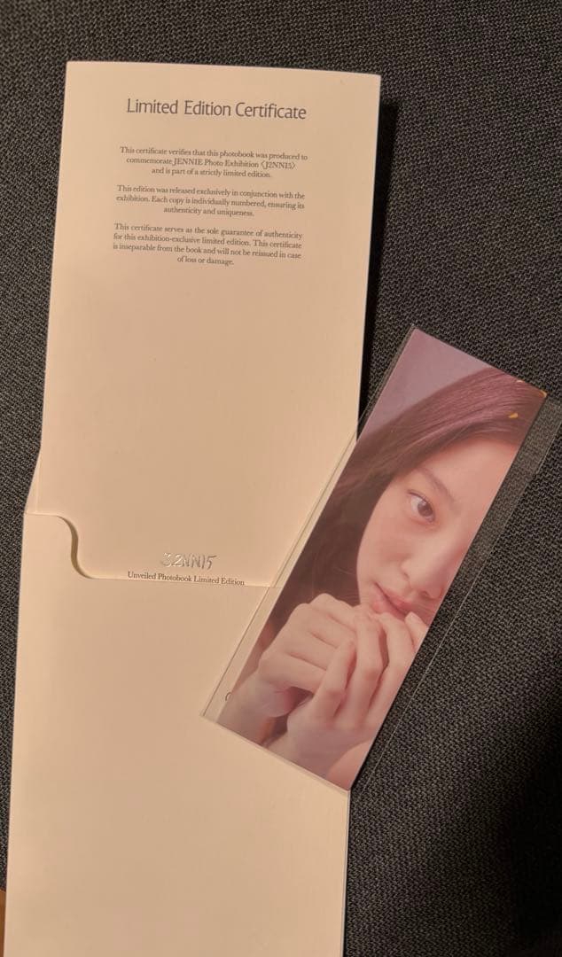 JENNIE J2NNI5 写真展 ジェニ 写真集 フォトブック　特典付き