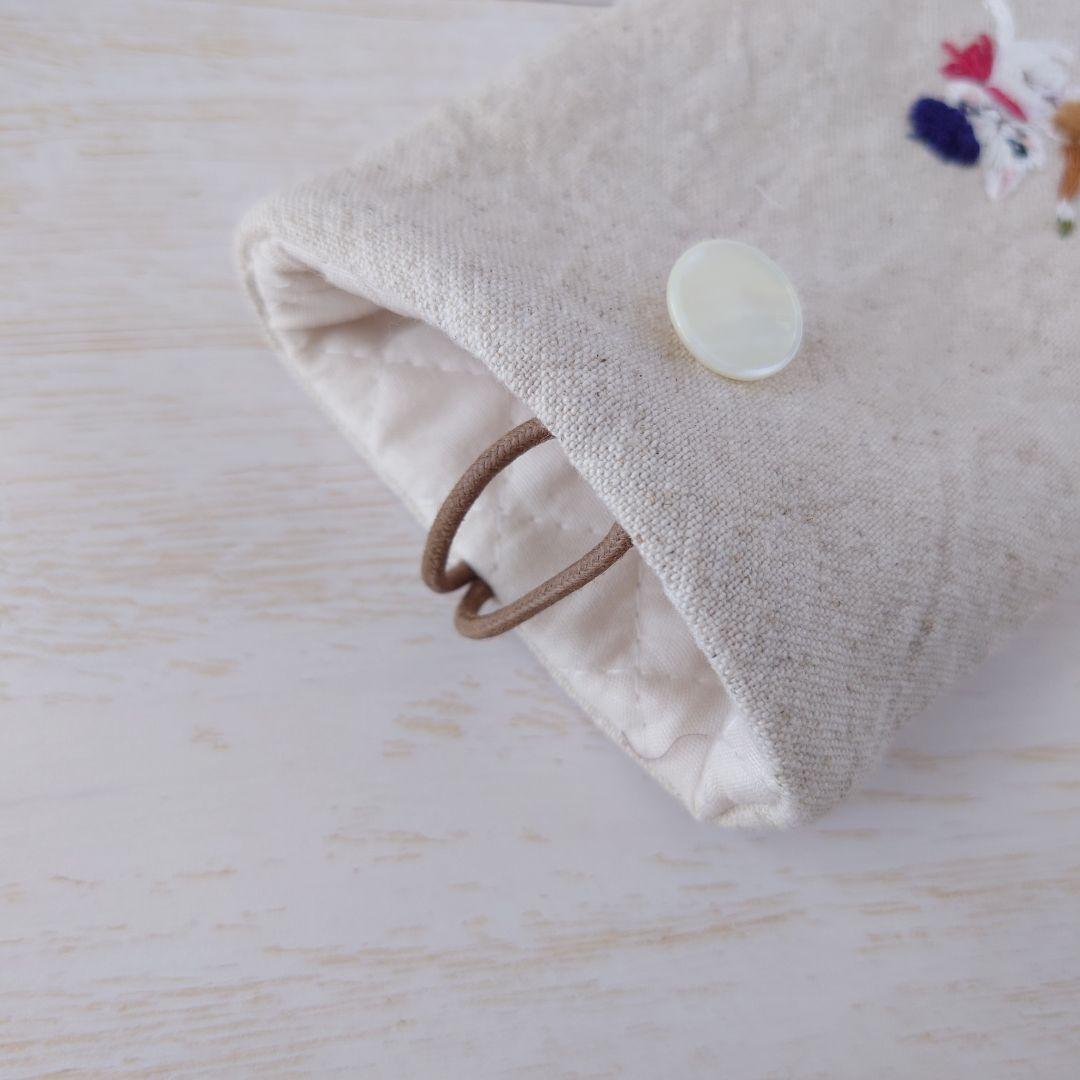 手刺繍入　貝ボタン付き メガネケース/ペンケース【猫画伯】