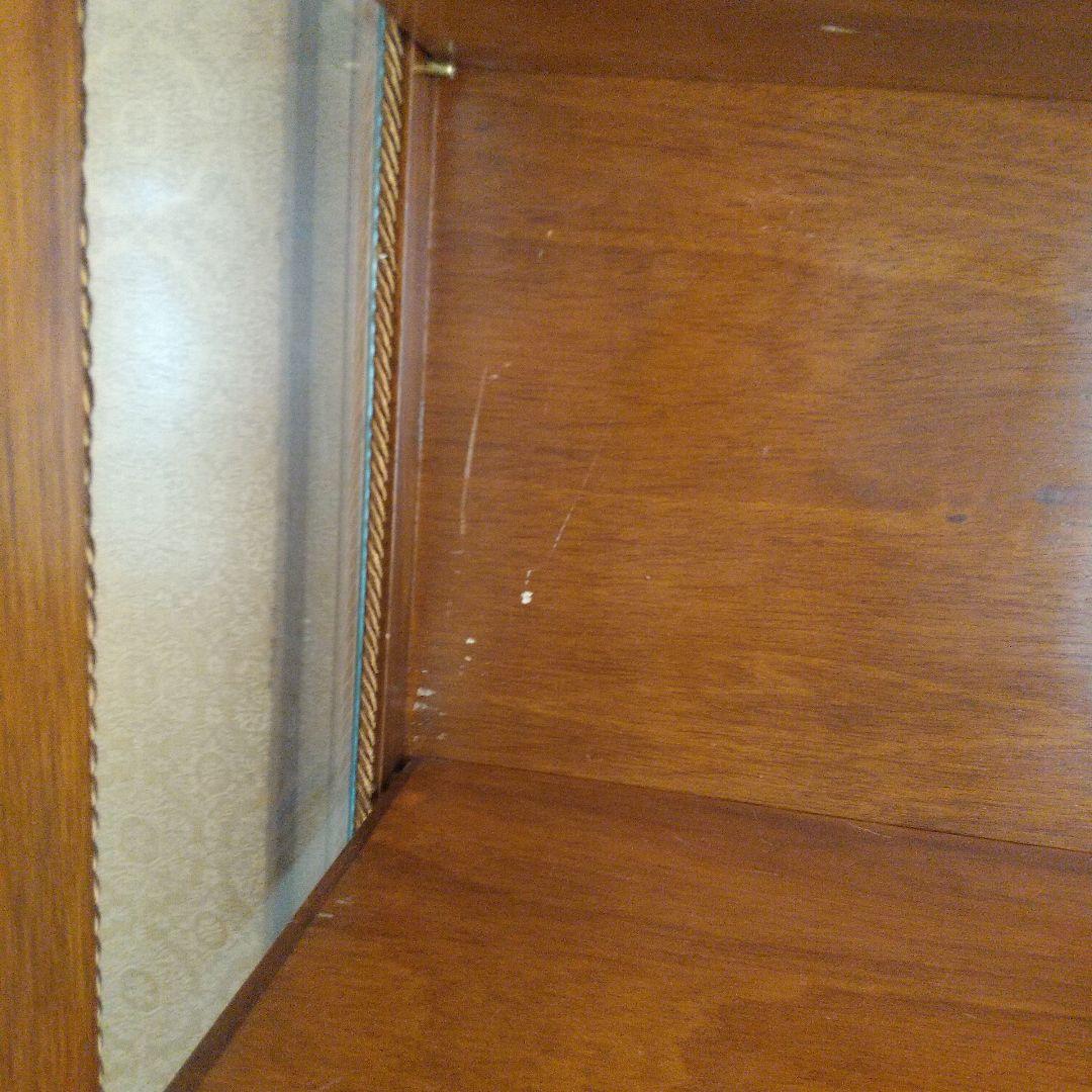 洋風 片開きキャビネット