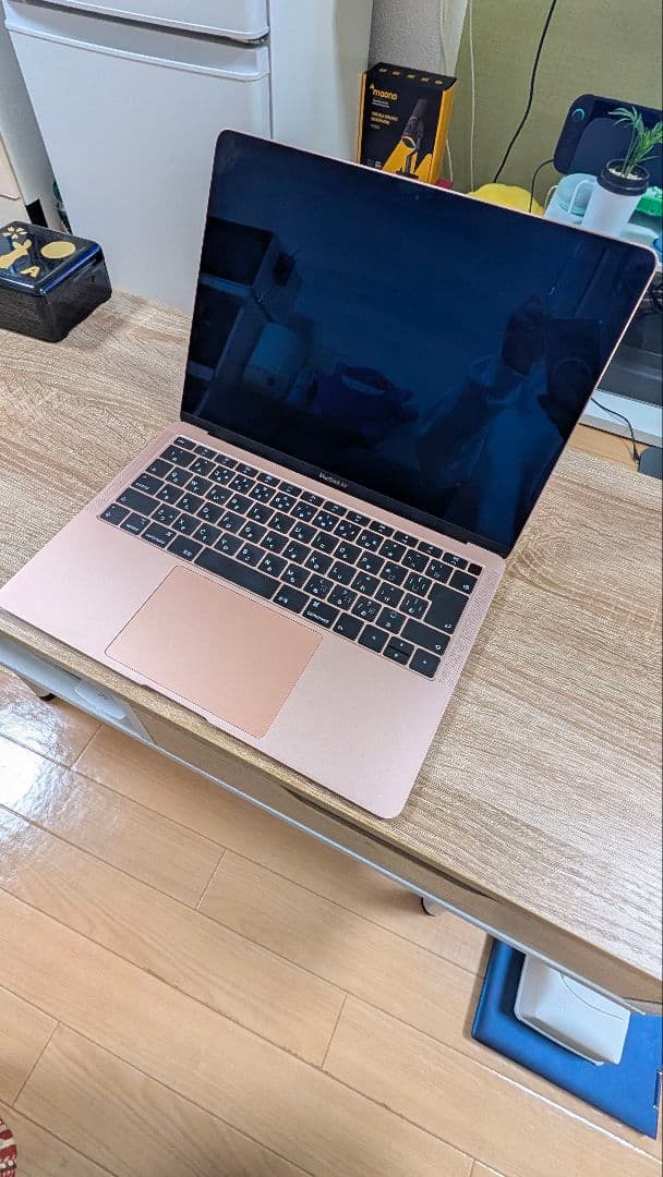 Apple MacBook Air 13.3インチ A1932