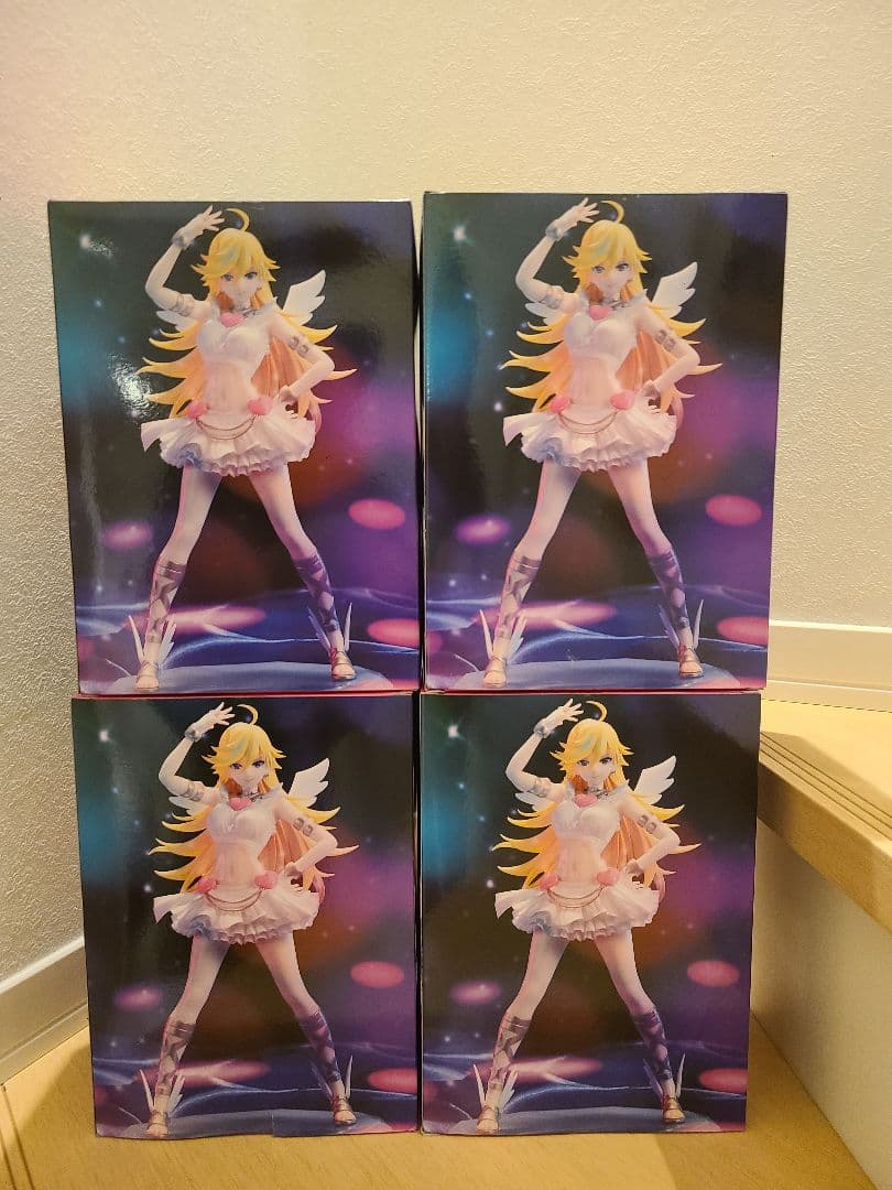New PANTY＆STOCKING BRILLIANTフィギュア パンティ4体