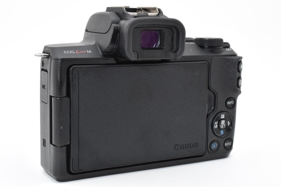 Canon EOS Kiss M EF-M15-45 IS STM レンズキット